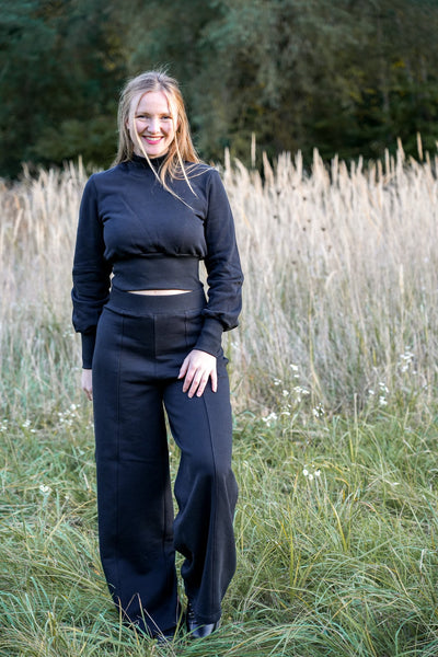 Kayla Crop Pullover Black – Organic Cotton, Ethically Made