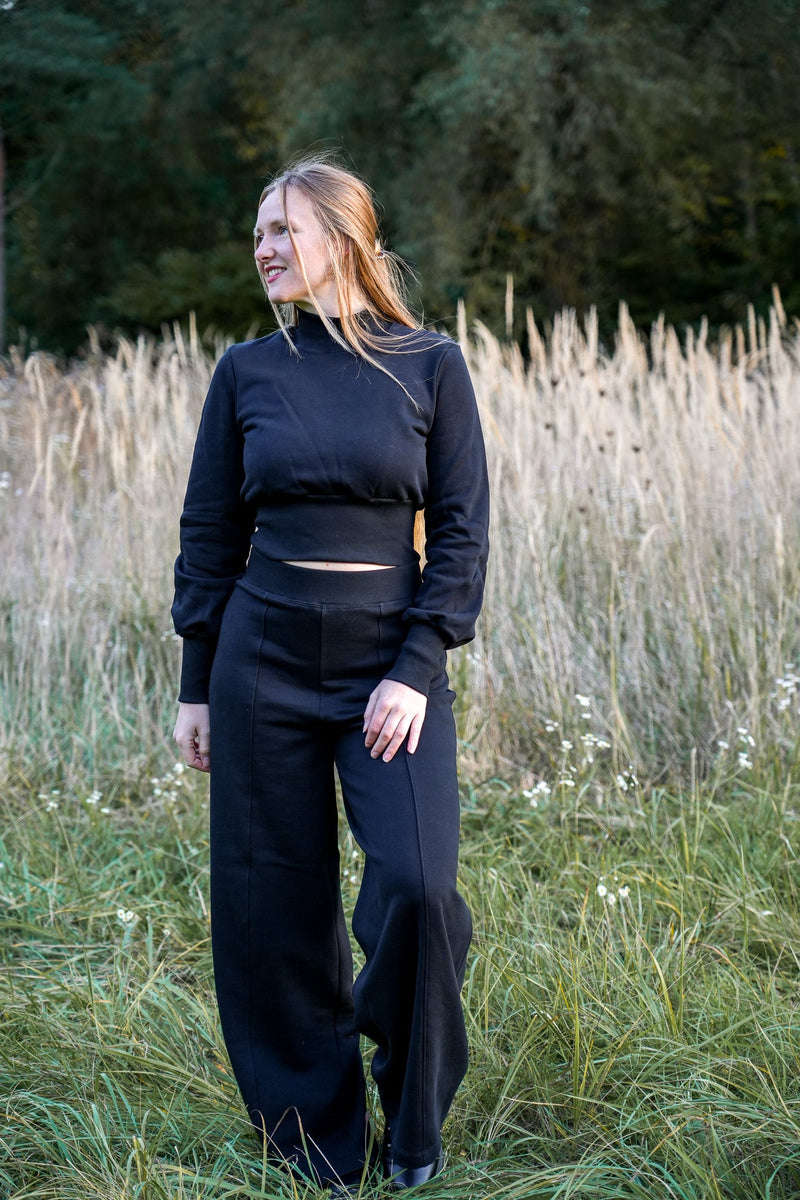Kayla Crop Pullover Black – Organic Cotton, Ethically Made — Ansicht 7