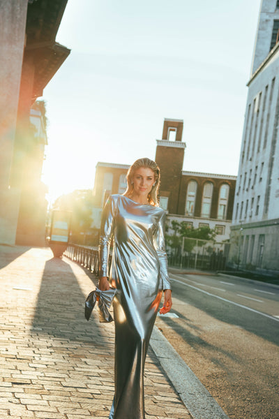 Kleid Metallic 3D-gedruckt Silber – Futuristischer Glanz Statement