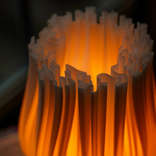 Cora | 3D-gedruckte Lampe | Skulpturales Design & warmes Licht