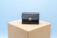 Minimalist Leather Wallet – Handmade Berlin | Genuine Leather One-of-a-Kind — Ansicht 1
