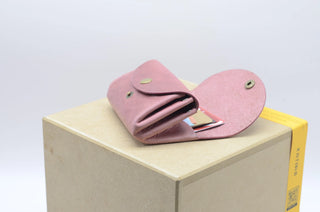 Minimalistisches Portemonnaie für Frauen – Echtleder | Handmade | Altrosa Berlin