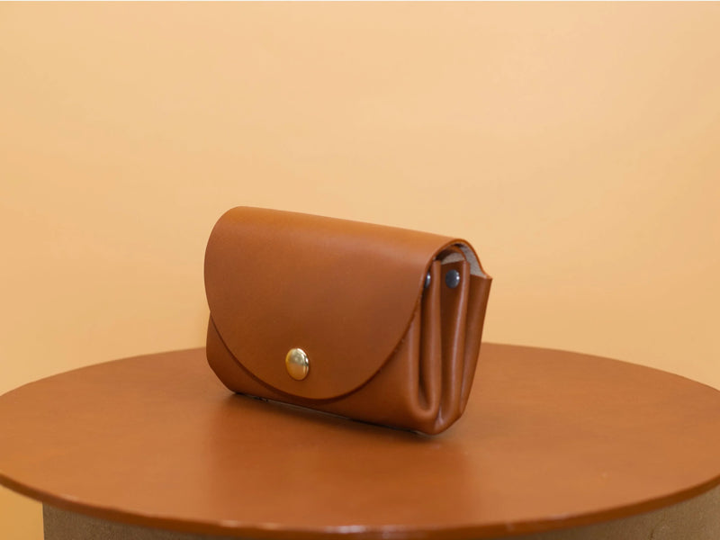 Small Women's Wallet Full-Grain Leather Handmade Berlin — Ansicht 7