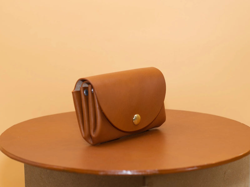 Small Women's Wallet Full-Grain Leather Handmade Berlin — Ansicht 6