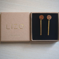 Olive wood stud earrings – handmade in Cologne — Ansicht 2