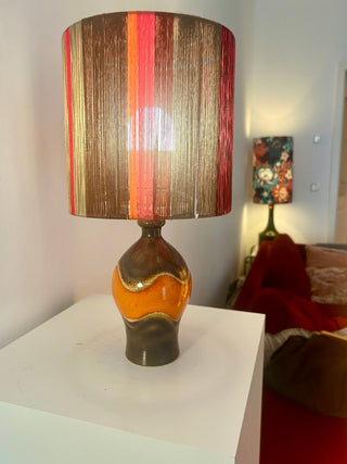 Dümler & Breiden 70er Vibes Tischlampe