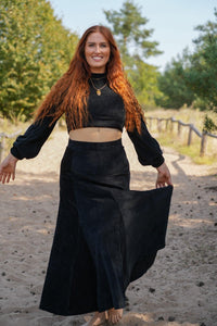 Marleen Crop Jumper Black – Elegant Design | Corduroy | Balloon Sleeves — Ansicht 4