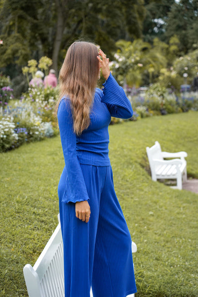 Lya Long Cobalt Blue Pullover – Organic Cotton Knitted Pullover