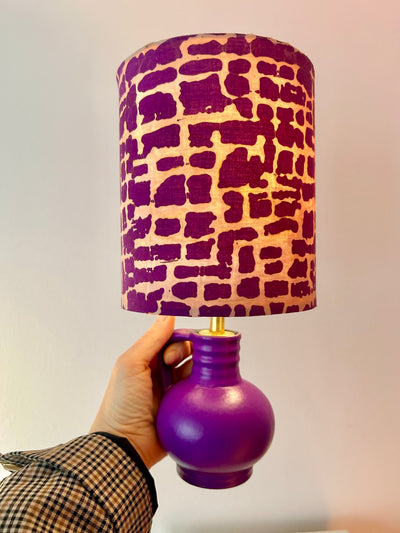Marei Vase Model 7300 as a Cordless LED Table Lamp – Plum Noir