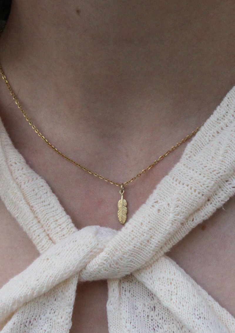 Felina Stainless Steel Chain – Feather Pendant in 925 Sterling Silver or Gold Plated — Soorbeet