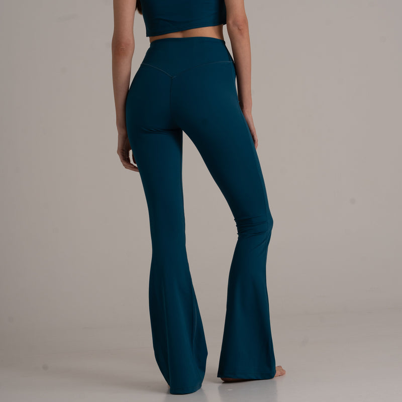 Flared Leggings High Rise ECONYL® – Petite, Regular & Tall — Ansicht 3