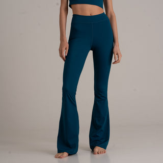 Flared Leggings High Rise ECONYL® – Petite, Regular & Tall