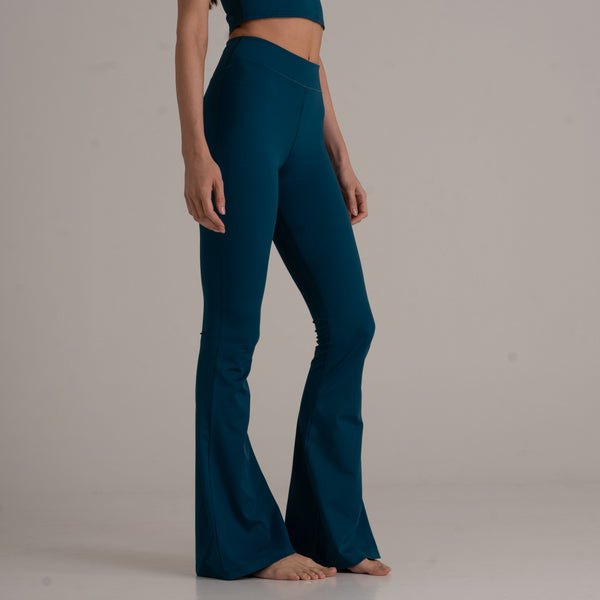 Flared Leggings High Rise ECONYL® – Petite, Regular & Tall
