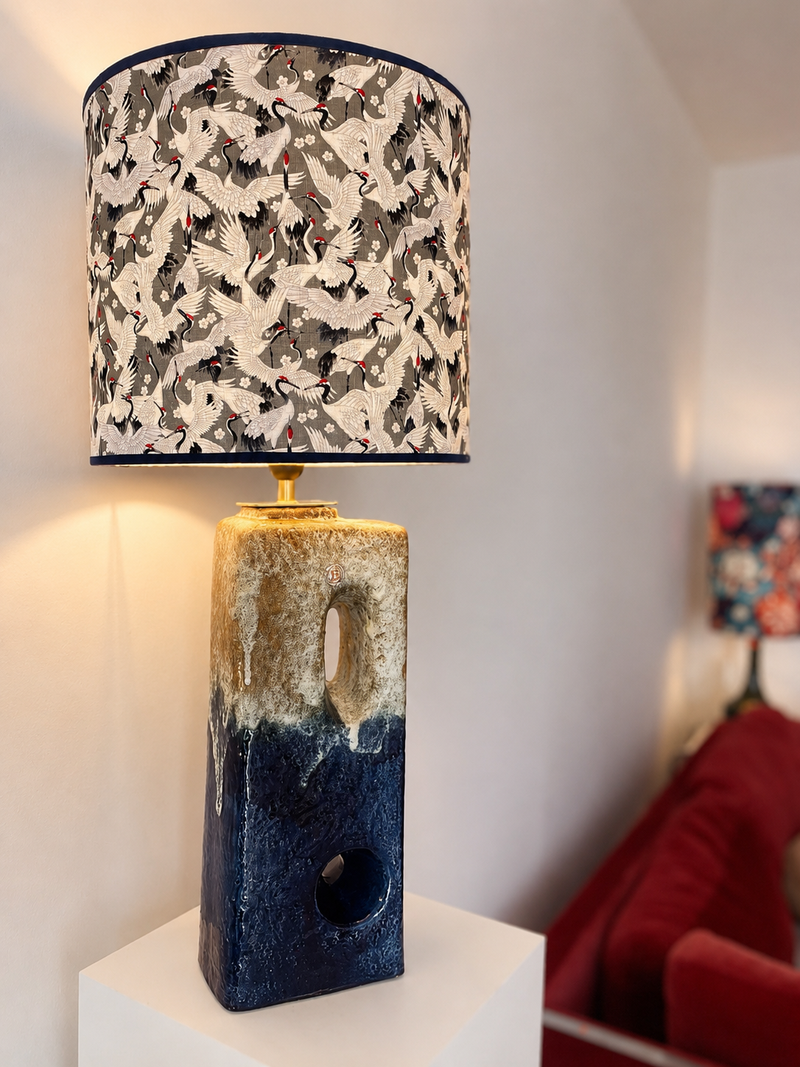 XL Tischlampe Übelacker Fat Lava Keramik Messing Ikat-Schirm — Ansicht 3