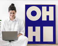 Oh Hi! Dark Blue – Fine Art Print Typografie Modern Art — Ansicht 2