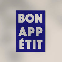 Bon Appétit Navy Blue Art Print – Fine Art Poster Typografie — Ansicht 3