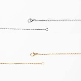 „Mindful“ Halskette mit Holzanhänger – federleicht | nachhaltig | hautfreundlich