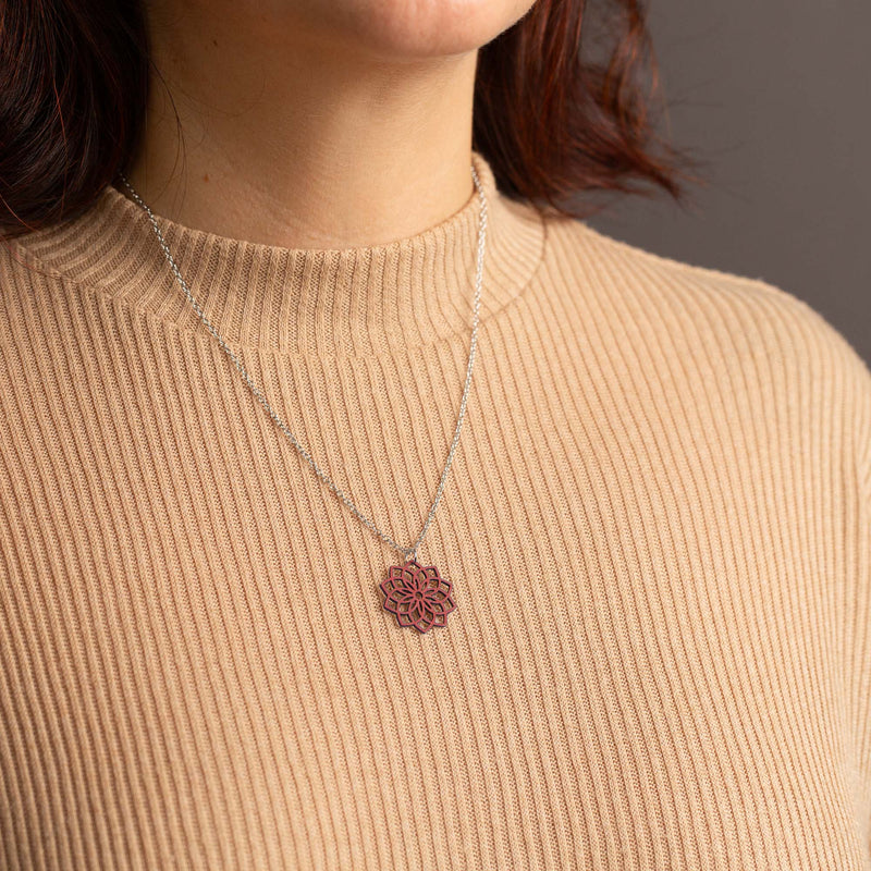 "Mandala" Necklace Wooden Pendant - feather-light, hypoallergenic, sustainable — Ansicht 9