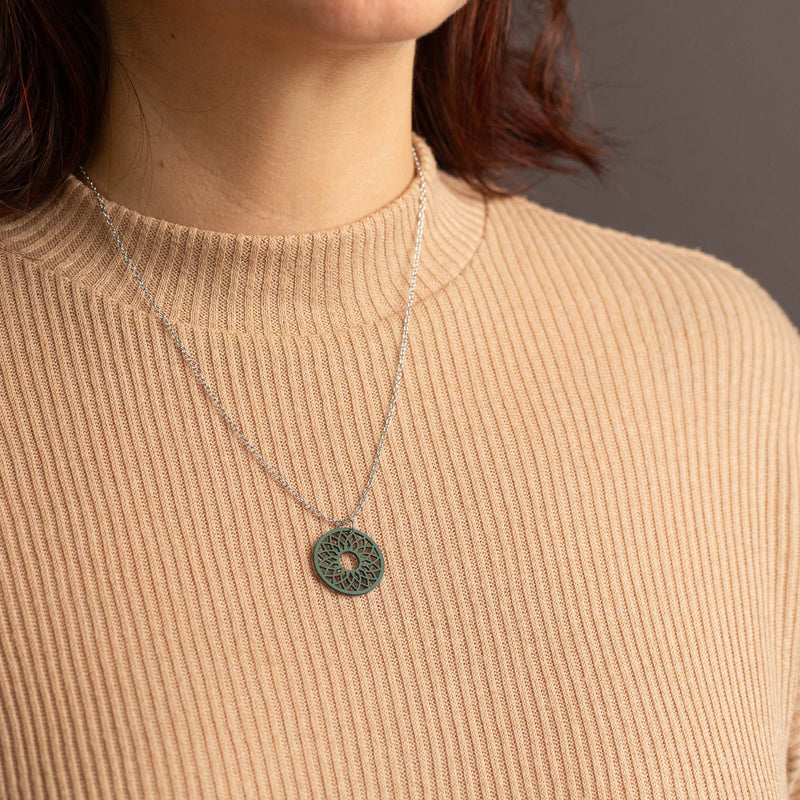 "Spirit" Necklace Wooden Pendant Stainless Steel – feather-light skin-friendly — Ansicht 21