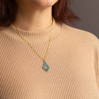 "Sunrise" Necklace with Wooden Pendant – Feather-light, Sustainable, Skin-friendly — Ansicht 10