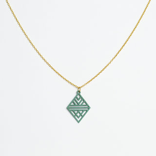 „Tribal Echo“ Halskette mit Holzanhänger – federleicht | nachhaltig | hautfreundlich