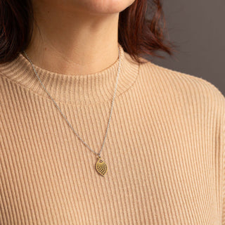 „Leaf“ Halskette mit Holzanhänger – federleicht | nachhaltig | hautfreundlich