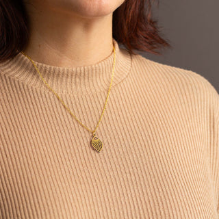 „Leaf“ Halskette mit Holzanhänger – federleicht | nachhaltig | hautfreundlich