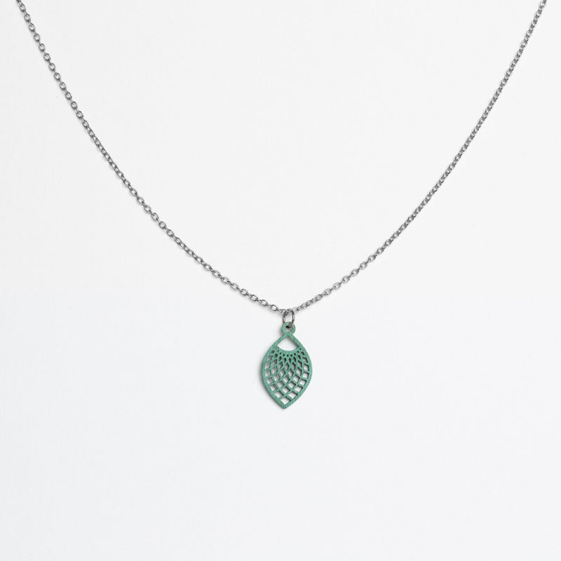 "Leaf" Necklace Wooden Pendant – Hypoallergenic Stainless Steel — Ansicht 7