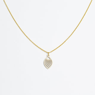 „Leaf“ Halskette mit Holzanhänger – federleicht | nachhaltig | hautfreundlich