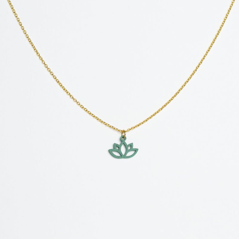 "Lotus" necklace wooden pendant – feather-light | sustainable | skin-friendly — Ansicht 8