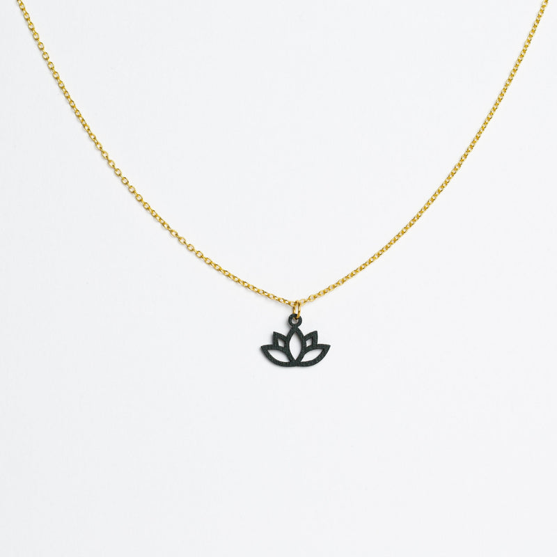 "Lotus" necklace wooden pendant – feather-light | sustainable | skin-friendly — Ansicht 26