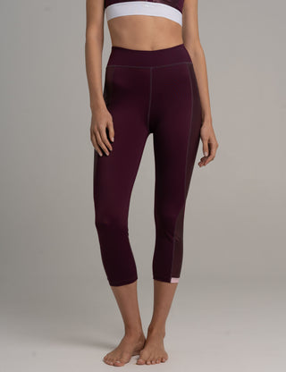 Honolulu 3/4 Leggings – Aubergine | Seitentasche | High Waist | Glänzend-matt