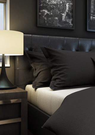 Bettwäsche Set Nero Uni – 100% mercerisierte Baumwolle | Schweizer Satin 300 TC | Bügelleicht