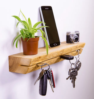 Schlüsselbrett TALEA mit Baumkante aus Holz