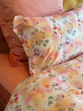 Bettwäsche Set Monet Peach – 100% Lyocell | Satin 250 TC | Seidig glänzend