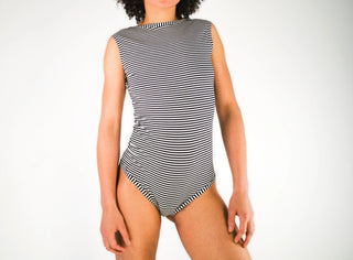 BODY HORIZON | Stretch bodysuit with figure-hugging fit | Organic cotton jersey