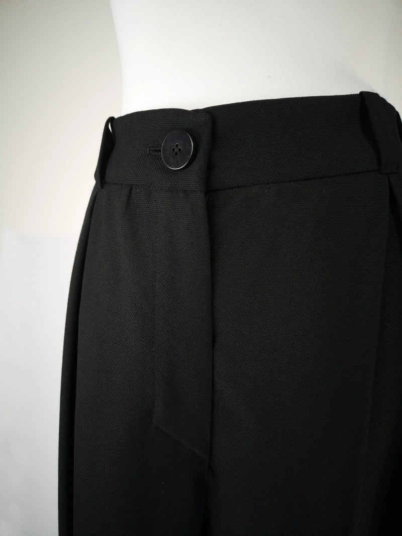 PANTS SMOOTH BLACK Wide Tencel Trousers Pleats Stone Nut Detail — Ansicht 3