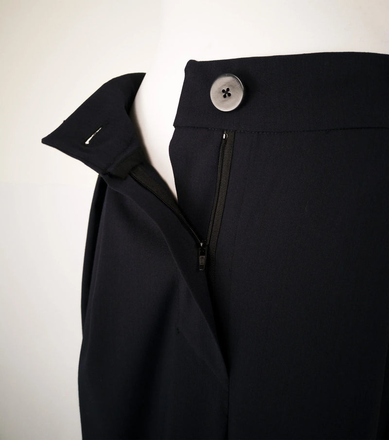 PANTS SMOOTH BLACK Wide Tencel Trousers Pleats Stone Nut Detail — Ansicht 12