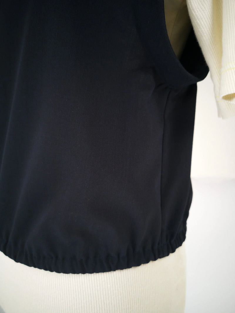 Sleeveless Sweater MINIMAL Short-sleeved Blouse Wool Deadstock Berlin-Kreuzberg — Ansicht 8