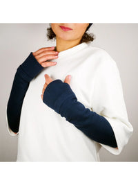 Arm Warmers MIDNIGHT – Long Organic Cotton Sleeves — Ansicht 2
