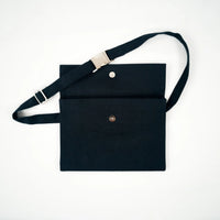 Case Fanny Pack PARIS VULCAN Crossbody Clutch Organic Moleskin handmade Berlin — Ansicht 3
