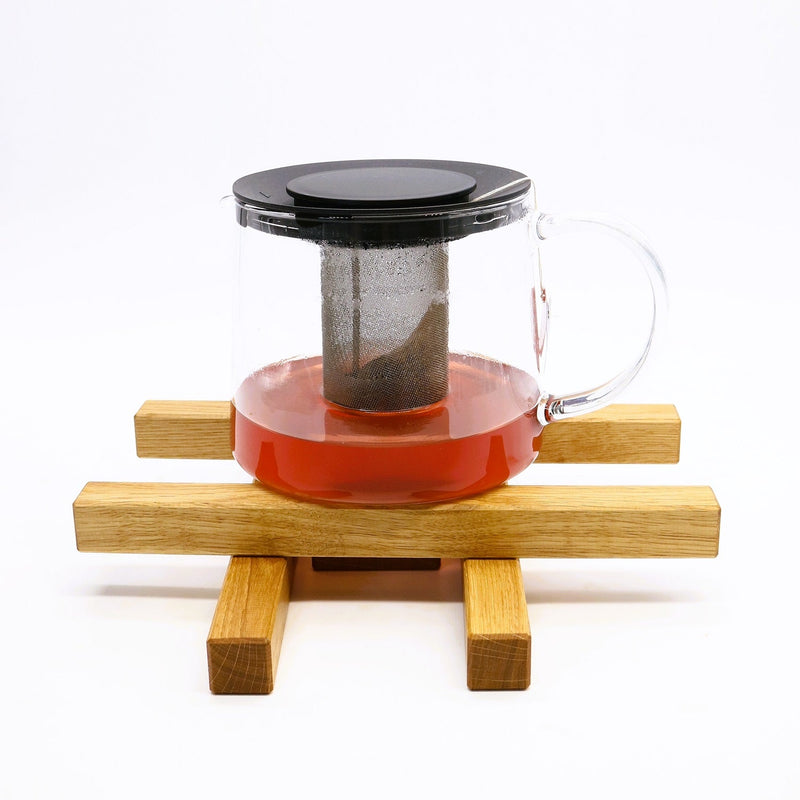 Teapot warmer TOTO – handcrafted oak — Woodkopf