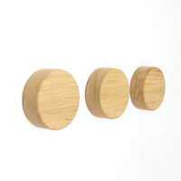 SILVANA magnetic holder made of oak wood – Handcrafted — Ansicht 5