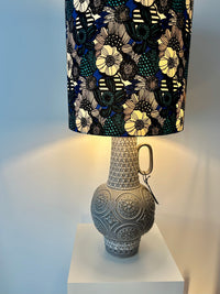 Mid Century Bay Keramik Table Lamp Bodo Mans Design – Gray Embossed Ceramic — Ansicht 4