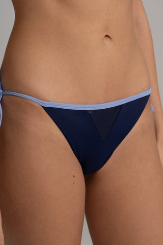 Fiji Bikini Pants Night Blue | ECONYL® | Metallic shine