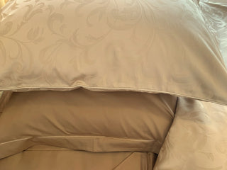 Damast Bettwäsche-Set Isabella Gold – 100 % Baumwolle | 600 TC | Luxuriöse Damast-Qualität