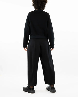 AdoPLI – Bundfaltenhose aus TENCEL™ | Fließender Fall | Made in Berlin