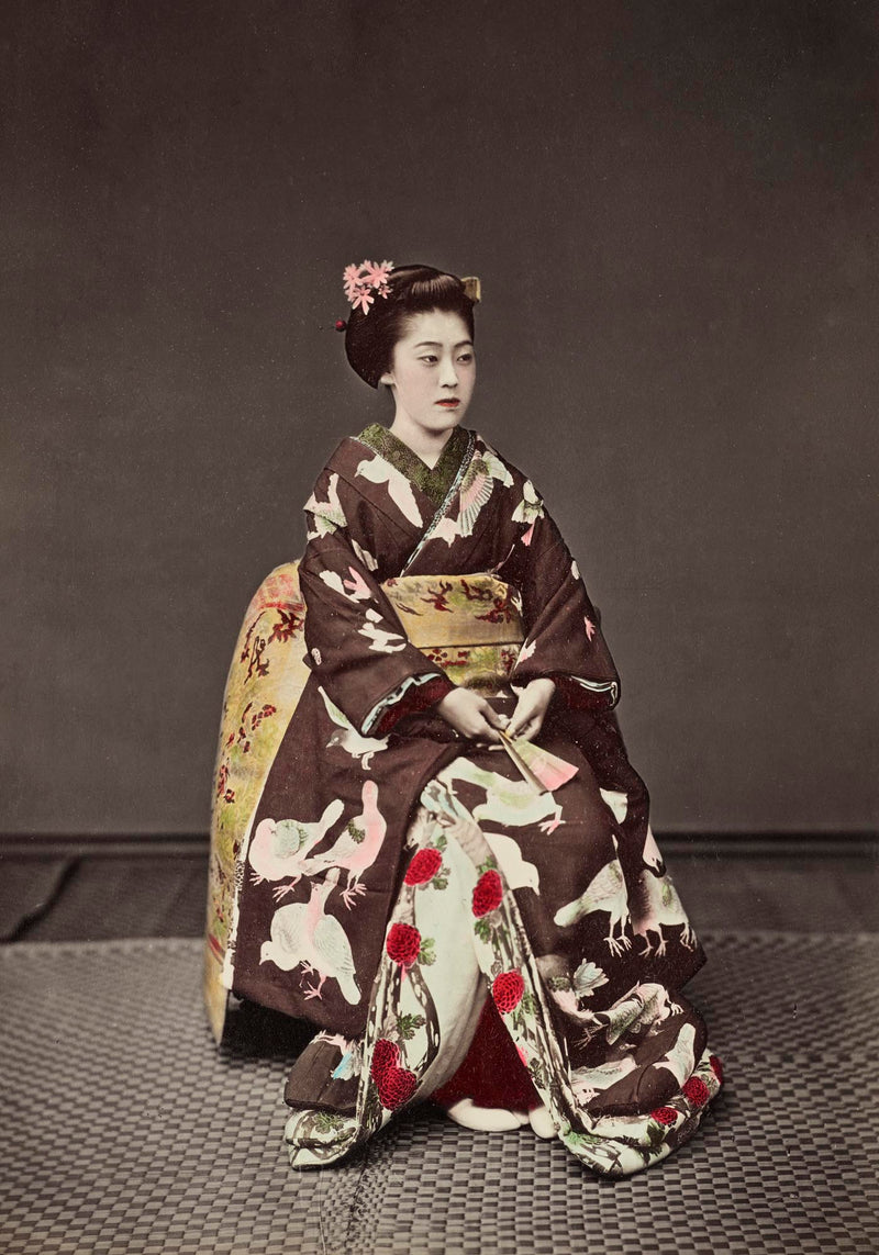 Woman Posing by Kimbei – Japanese Photo Art Handcrafted Berlin — Ansicht 3