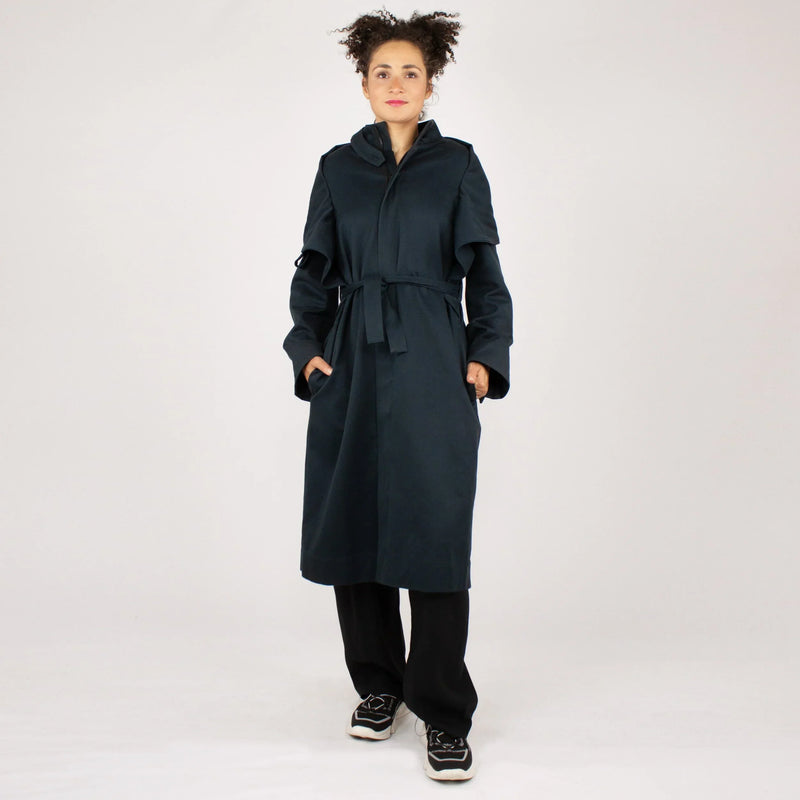ANSELM Organic Cotton Trench Coat – Handcrafted in Berlin — Ansicht 3