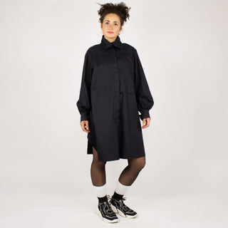 Hemdbluse NOBUO Dark | Minimalistische Eleganz mit modernem Twist